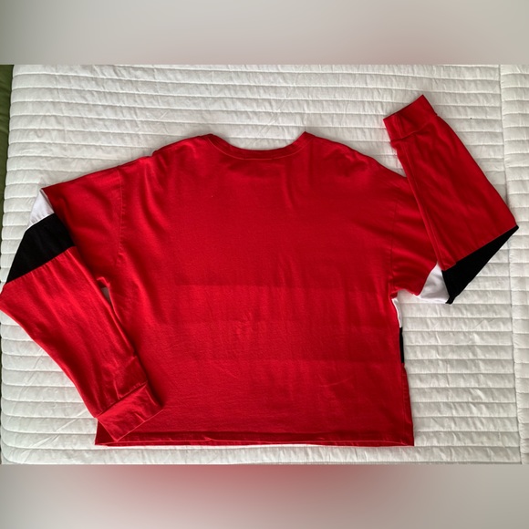 Gaze Cropped Top Crewneck Long Sleeve Red Shirt Black White Stripe Women Size M - Picture 2 of 10